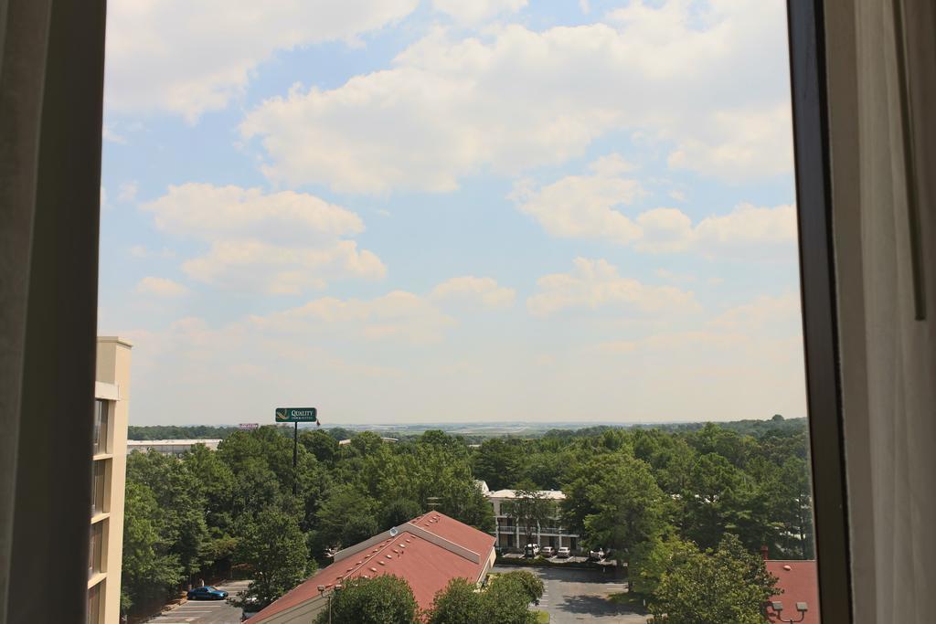 Hotel Ramada Plaza By Wyndham Atlanta Airport Exteriér fotografie