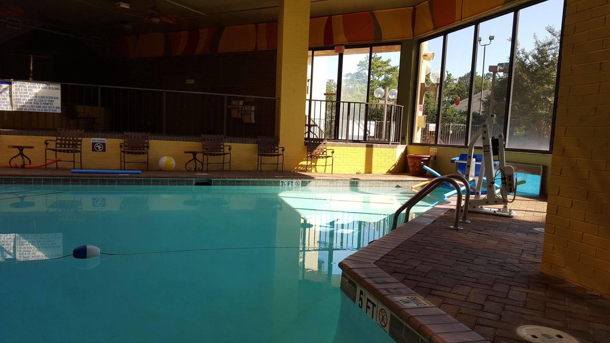 Hotel Ramada Plaza By Wyndham Atlanta Airport College Park Exteriér fotografie